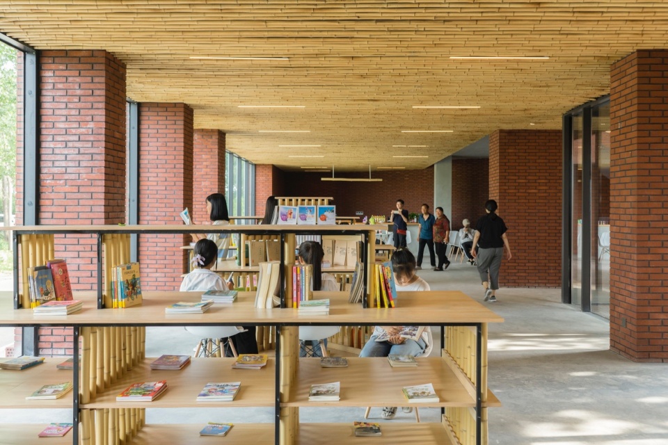 Yunzhai Community Center China by SUP Atelier of THAD