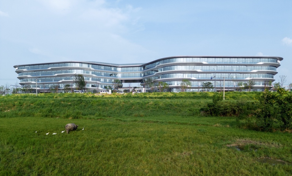 iFLYTEK AI Headquarters Campus Phase 1 by Meng Fanhao line studio