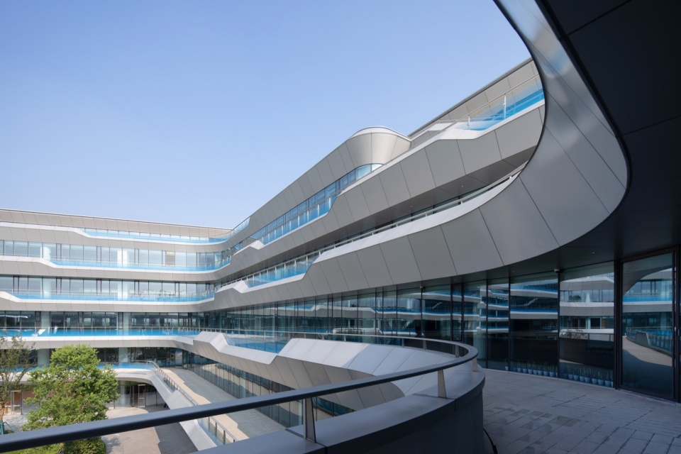 iFLYTEK AI Headquarters Campus Phase 1 by Meng Fanhao line studio