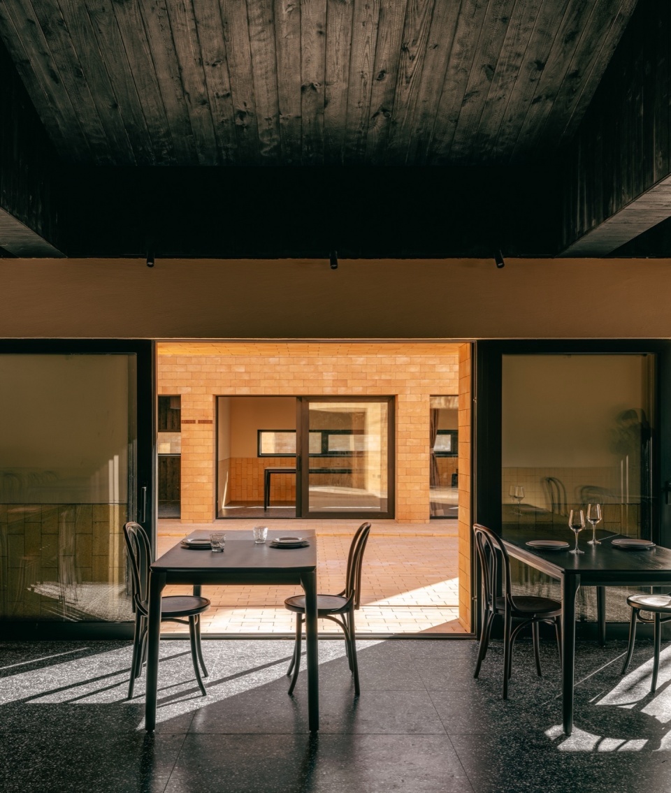 ARVO 16 30 Hotel by DL Atelier