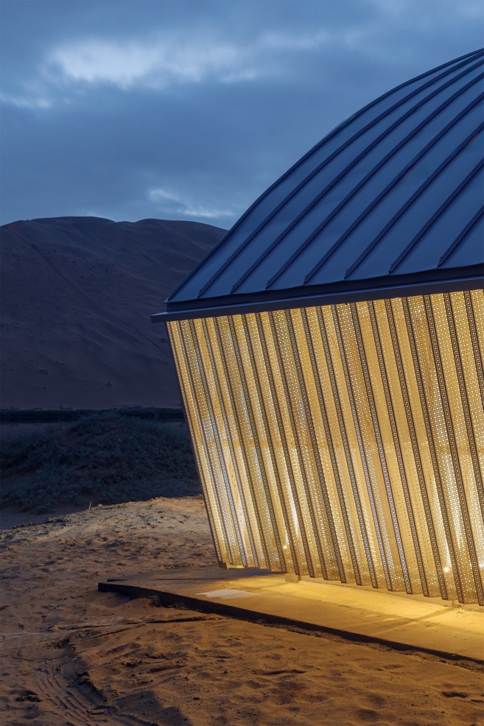 The Home in the Badain Jaran Desert by Department of Architecture School of Architecture and Urban Planning Nanjing University