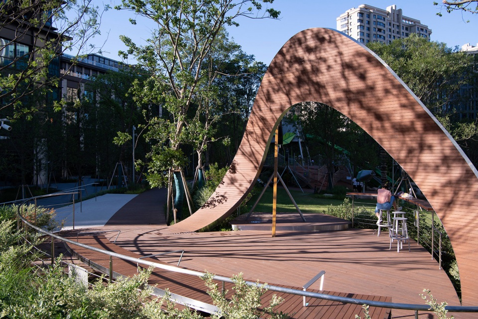 the urban carpet by atelier scale