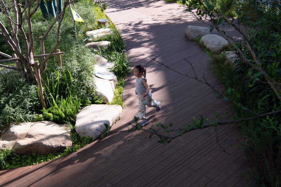the urban carpet by atelier scale