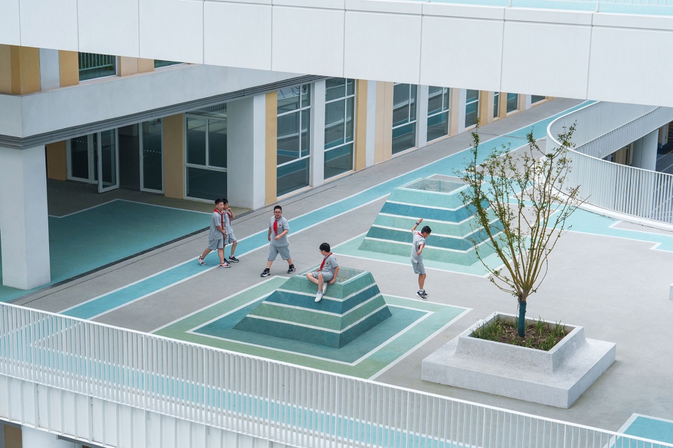 jiading new city of shanghai experimental school by da