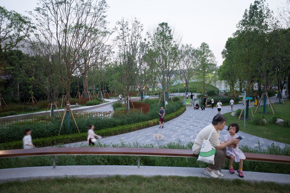 the urban carpet by atelier scale