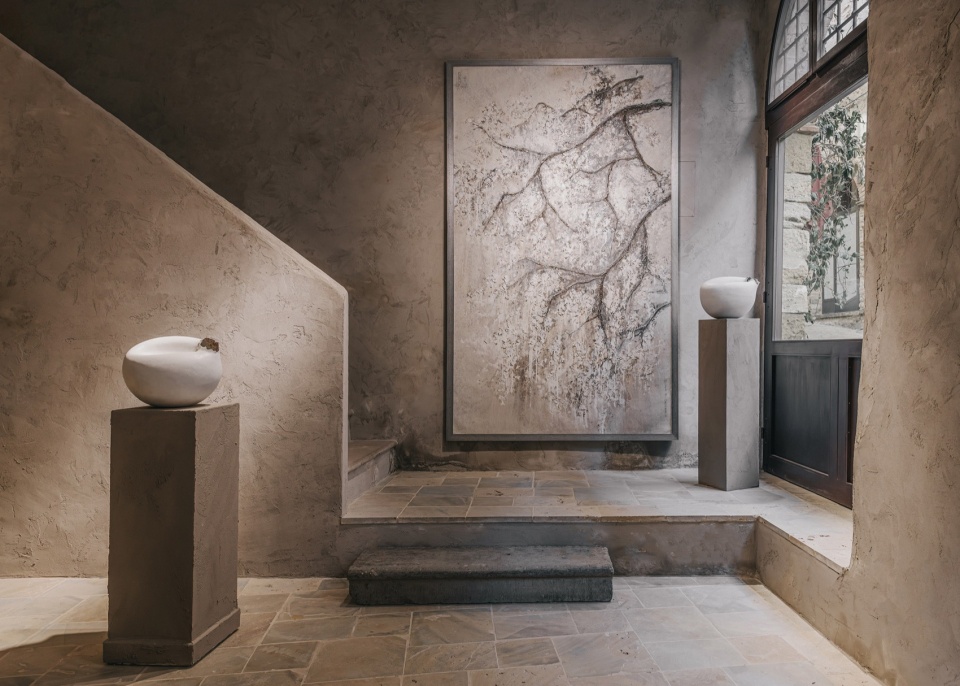 KALPA GALLERIES INTERIORS PHOTO BY DANIEL CIVETTA