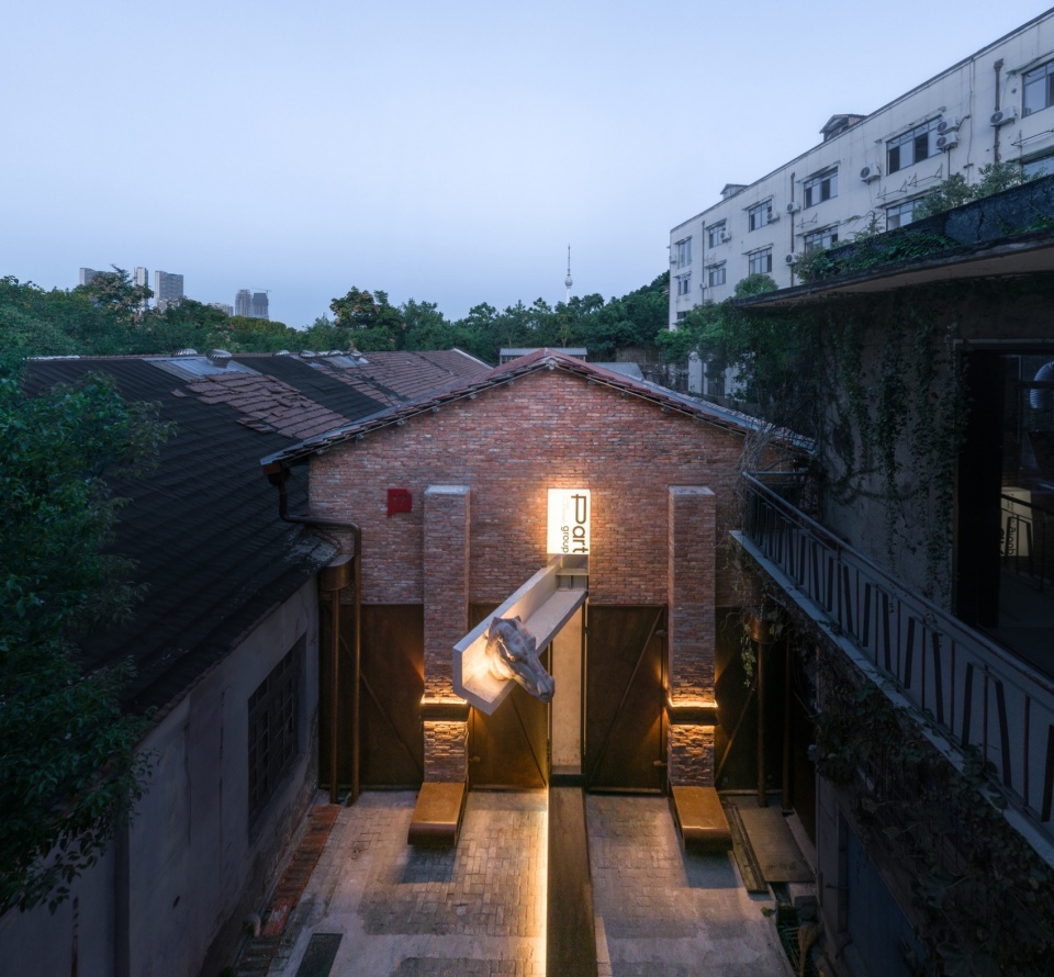 (赵奕龙) 东通菜园艺术空间