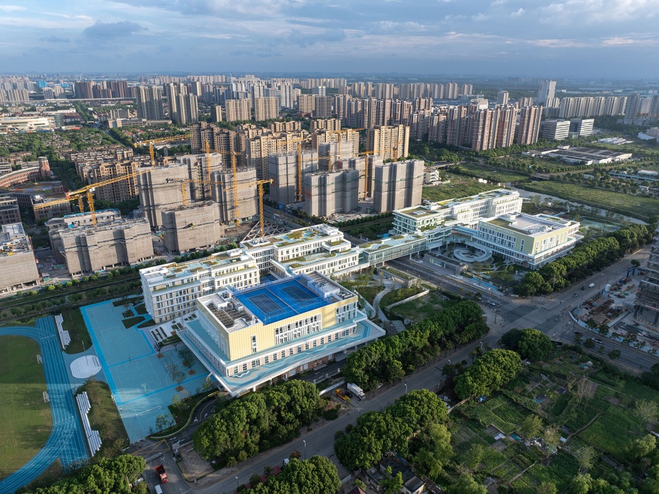 jiading new city of shanghai experimental school by da