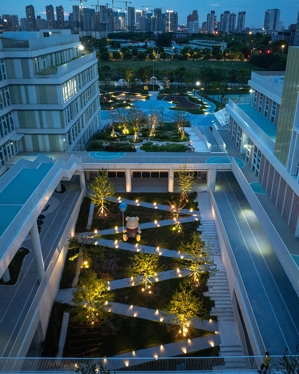 jiading new city of shanghai experimental school by da