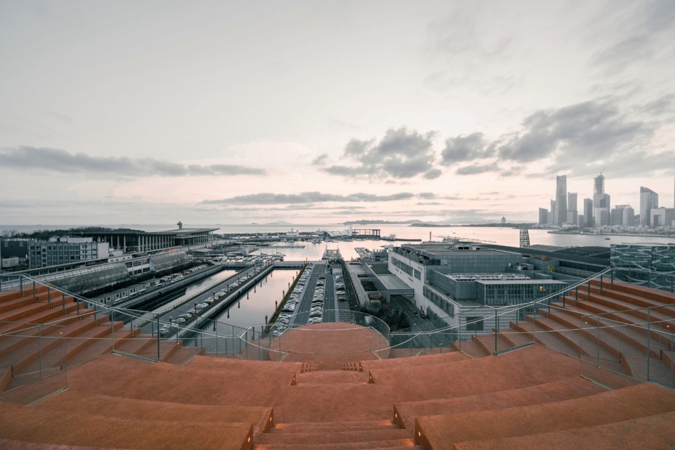 Exterior 03 ©Yong Gao sky bowl