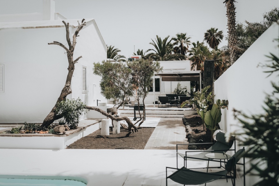 oooox villa amonita lanzarote romana ella placek 26