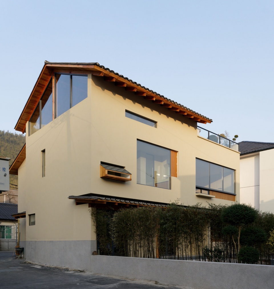 改造后的转角街景 shared home in yucun