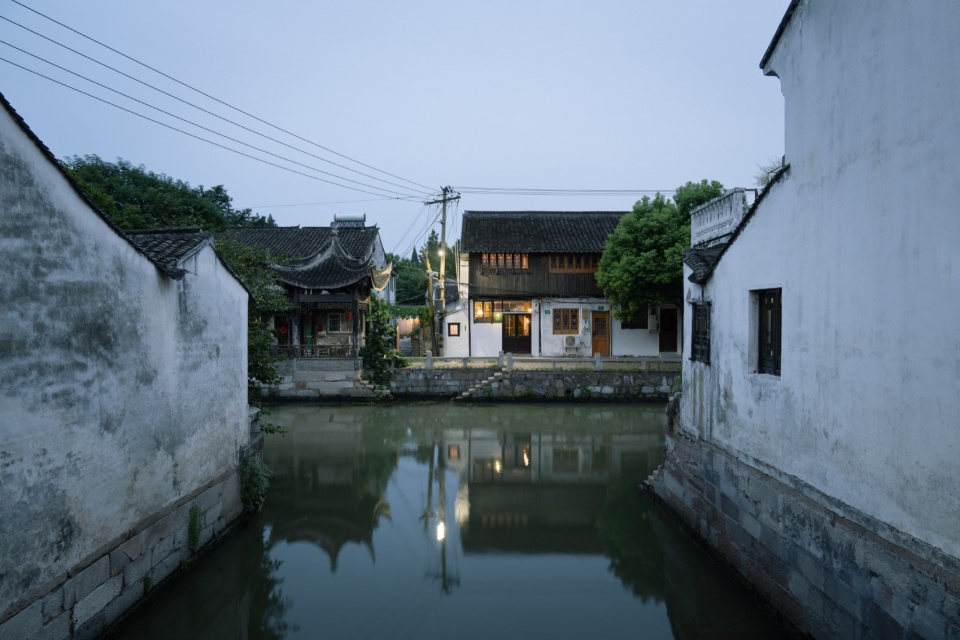 A Simple Life Shanghai by Atelier 6C