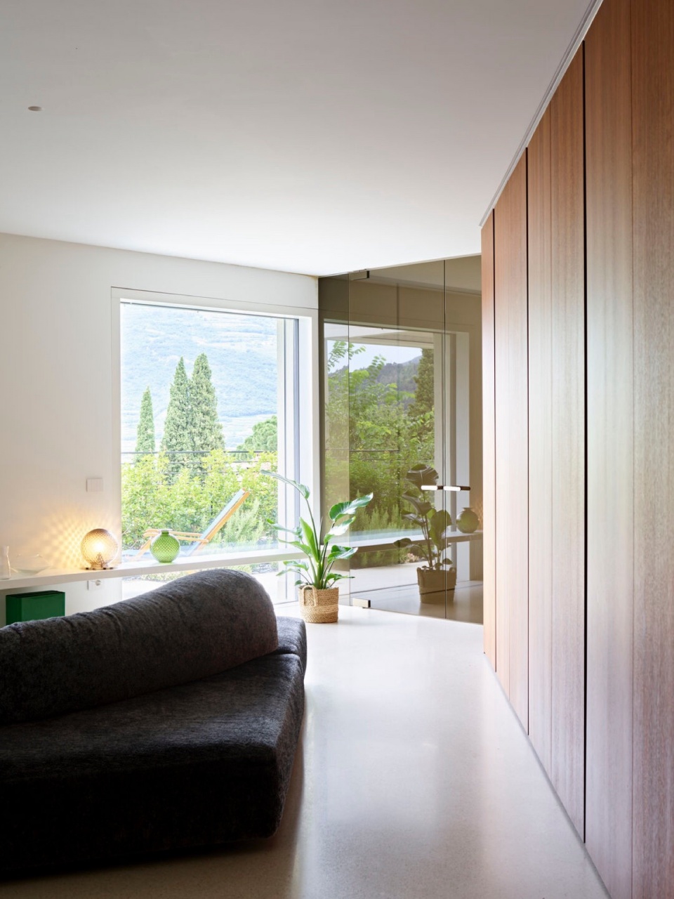 GC apartment by Burnazzi Feltrin Architetti