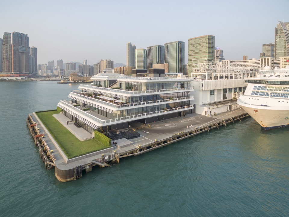 hong kongs new ocean terminal extension by foster partners