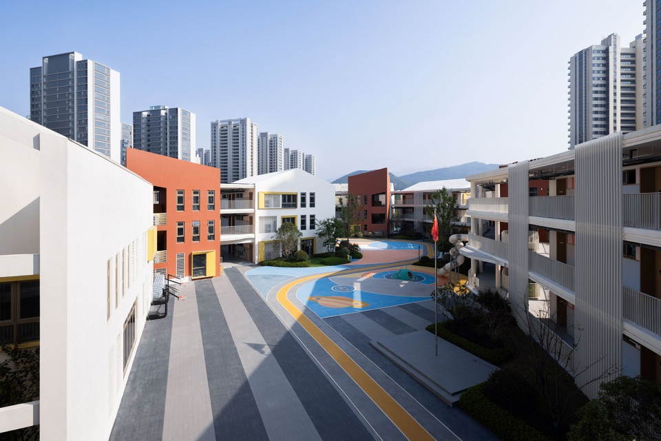 yiwu zongze class 36 kindergarten designed by 9m design