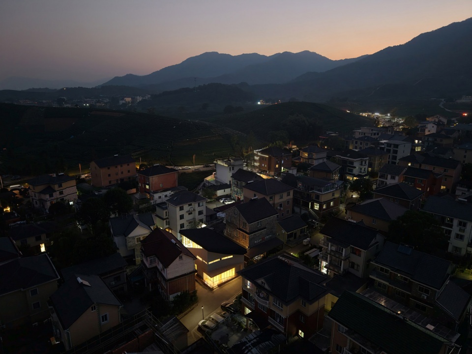 senior home in hejia village by youmu architects