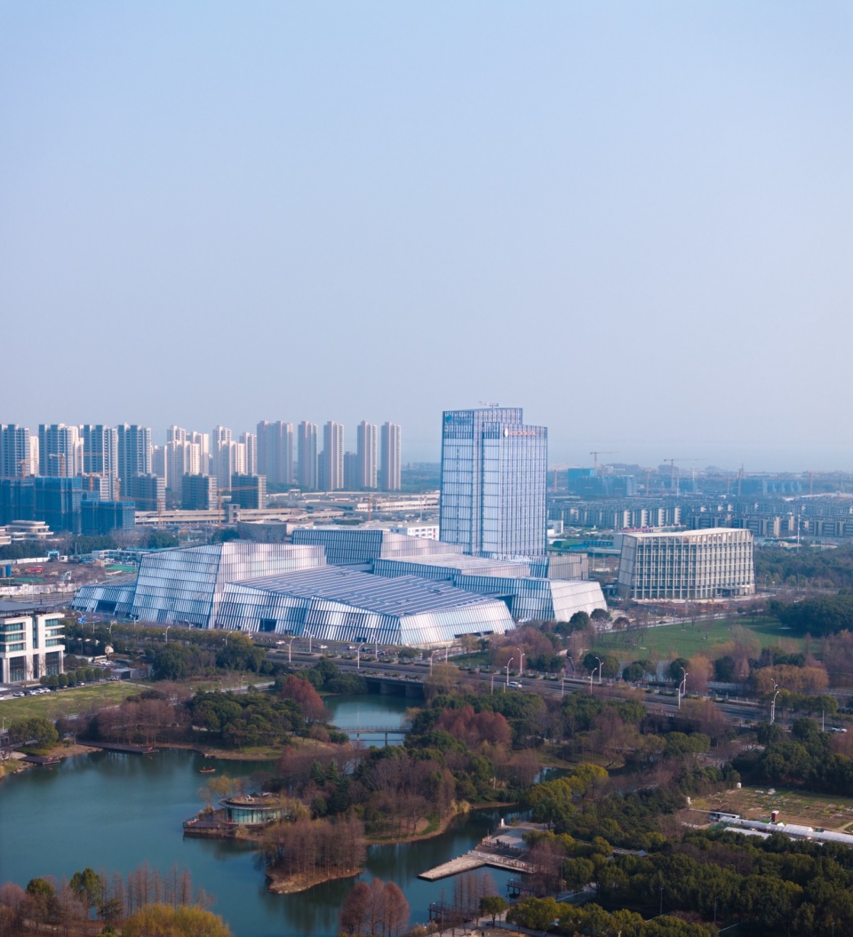 wuxi conference center by henning larsen