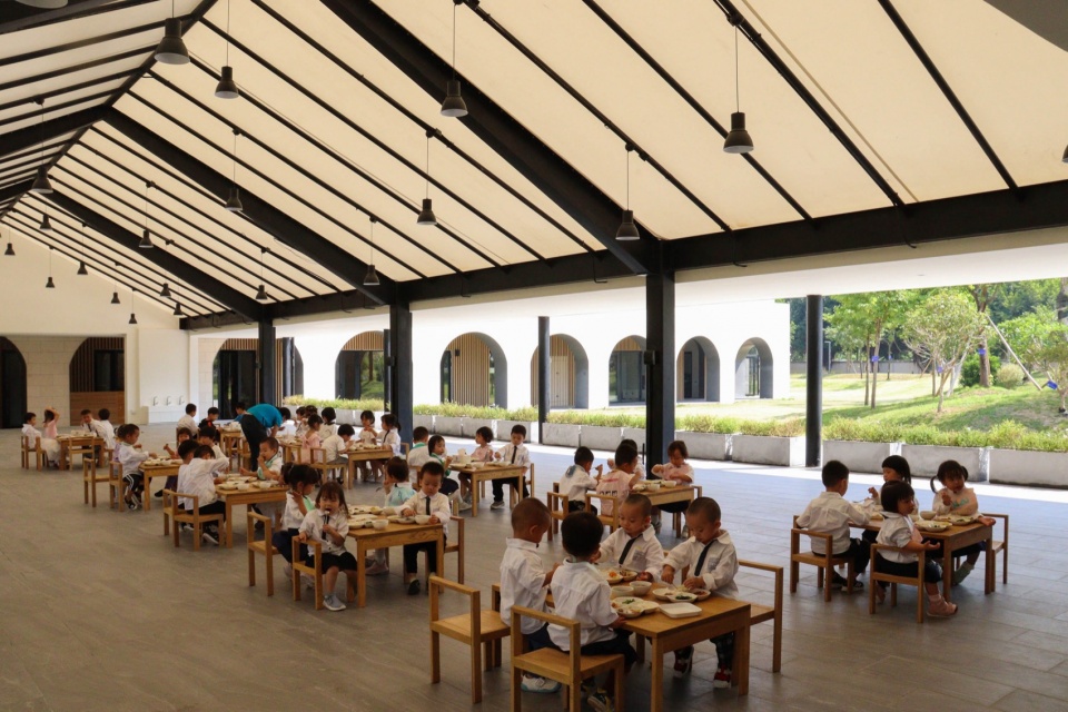 wd kindergarten by hibinosekkei youji no shiro