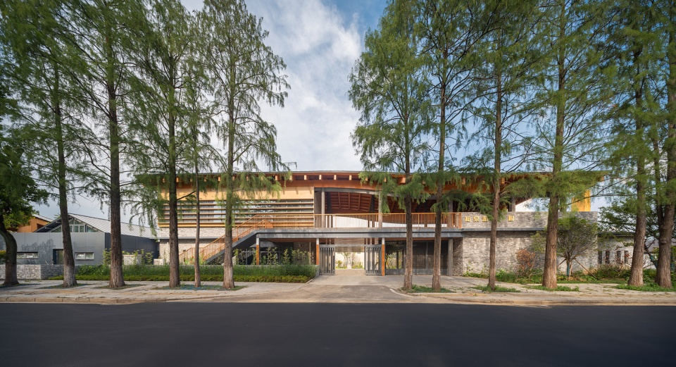 wuhan maomiao ji service center by adap