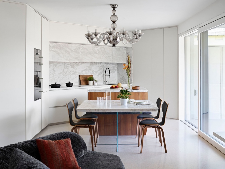 GC apartment by Burnazzi Feltrin Architetti