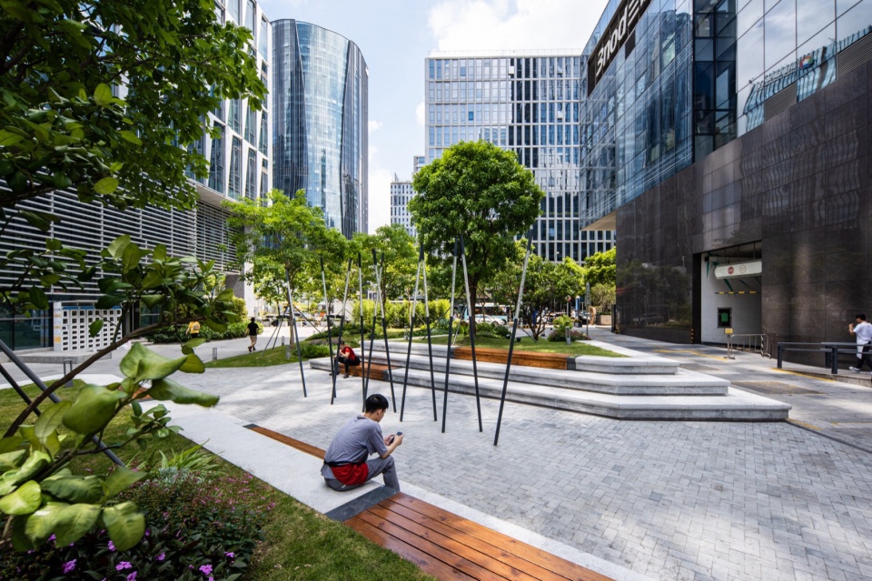 Project Design for Street Garden at No.2 Haitian Road
