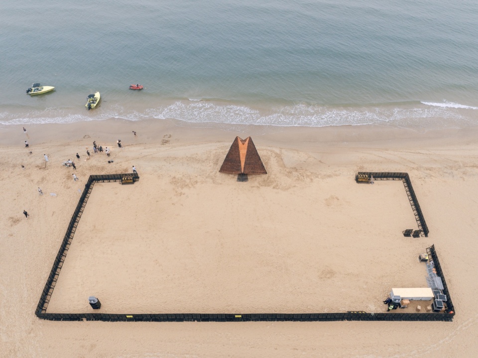 fire wings seaside bonfire at the 2024 aranya theater festival by atelier heimat
