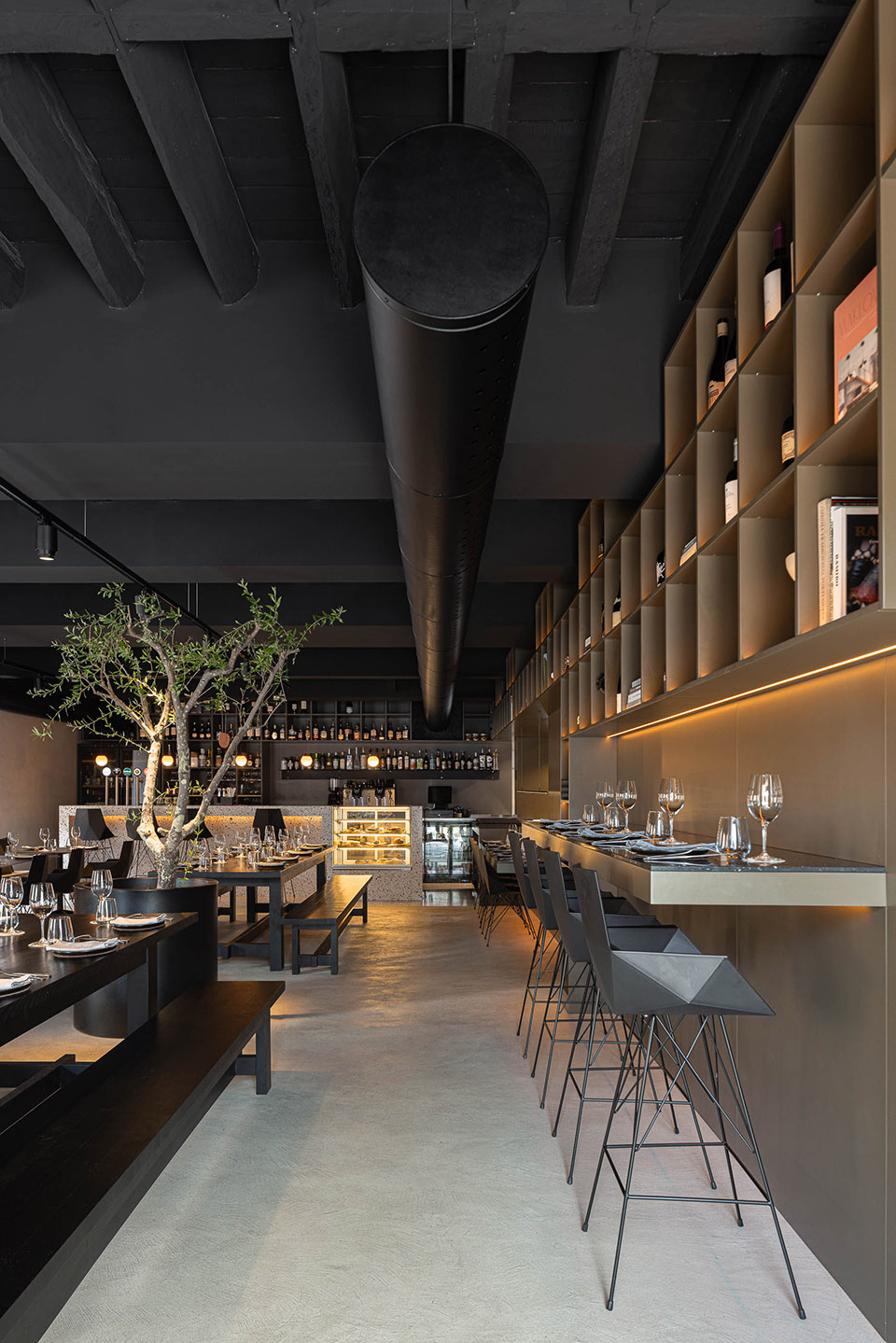 mercantel restaurant by paulo martins arquitectura design