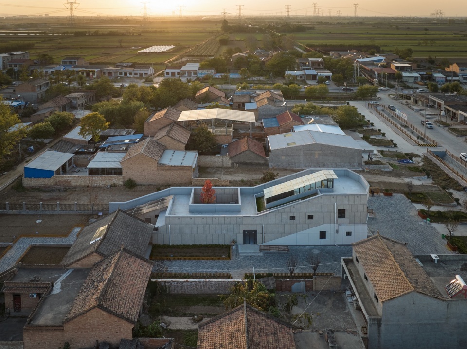 weinan qiaoma village cultural center by xjdsjy
