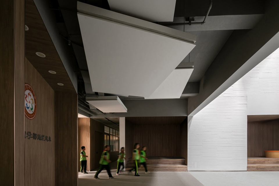 emergency disaster relief school by biad