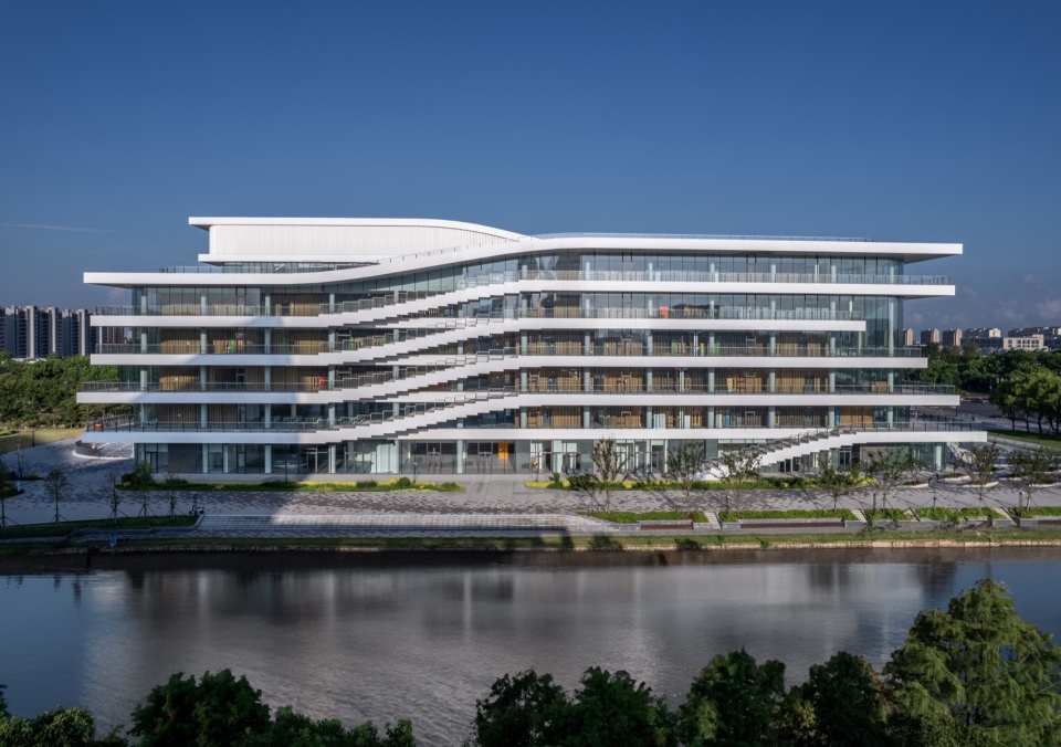 Lingang Children s Palace by Arcplus Institute of Shanghai Architectural Design Research