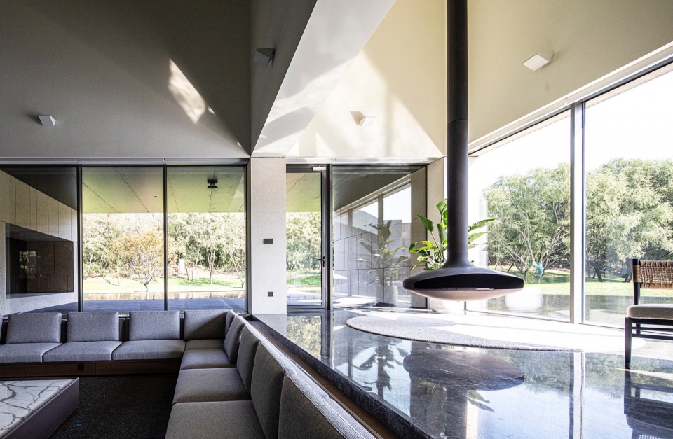 Resea Chic Space by TAOA