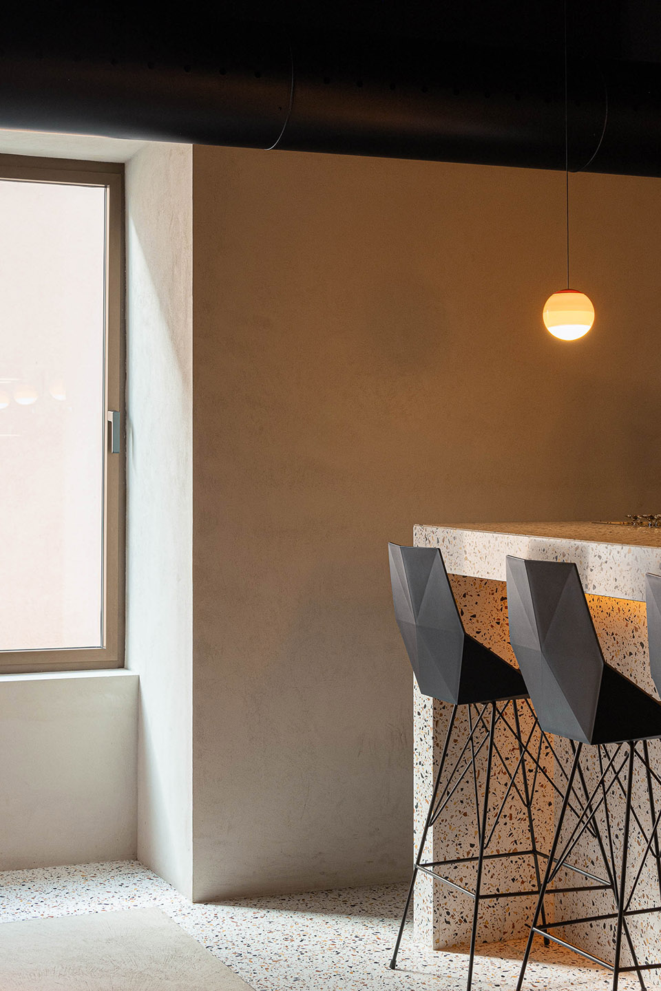 mercantel restaurant by paulo martins arquitectura design