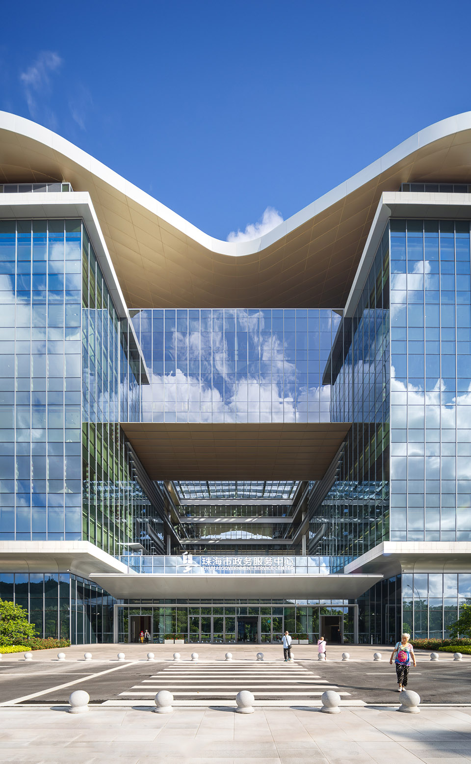 zhuhai civil service centre by 10 design