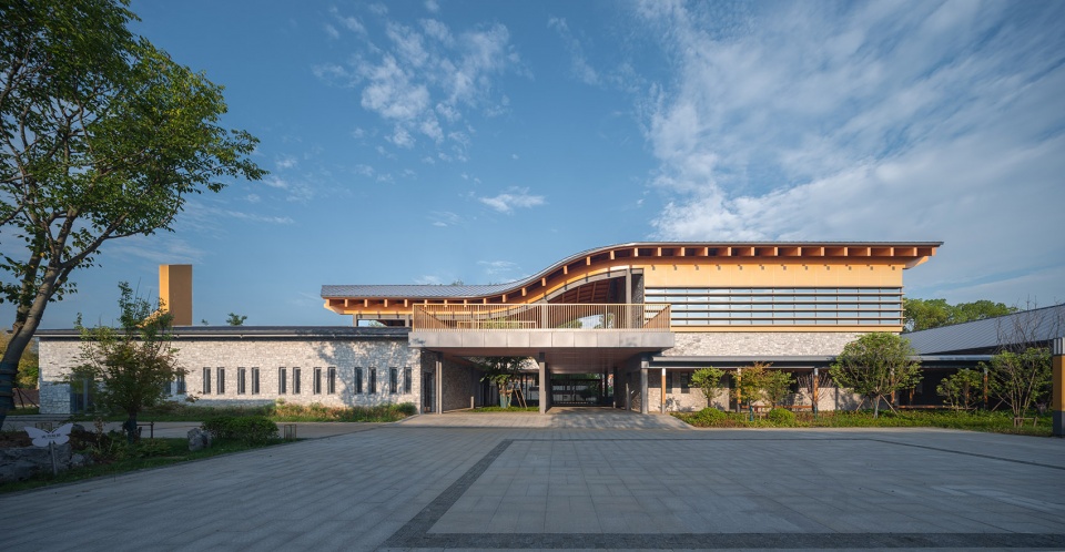 wuhan maomiao ji service center by adap