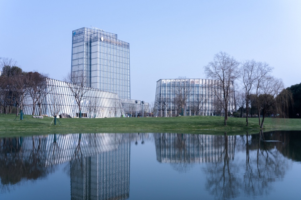 wuxi conference center by henning larsen