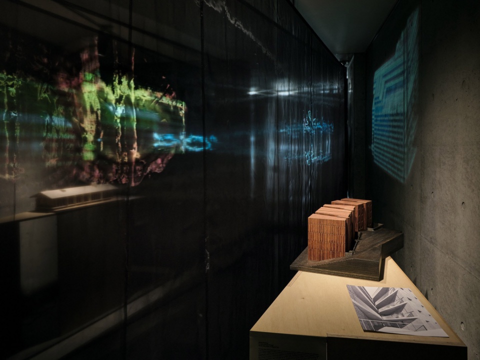 Mistranslations An architectural exhibition by Alexandre Vicente Ken Farris