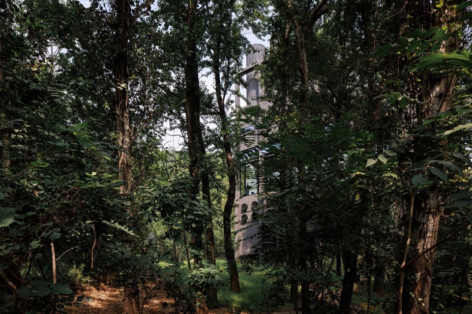 Wuling mountain Yanshi spring by Vector Architect