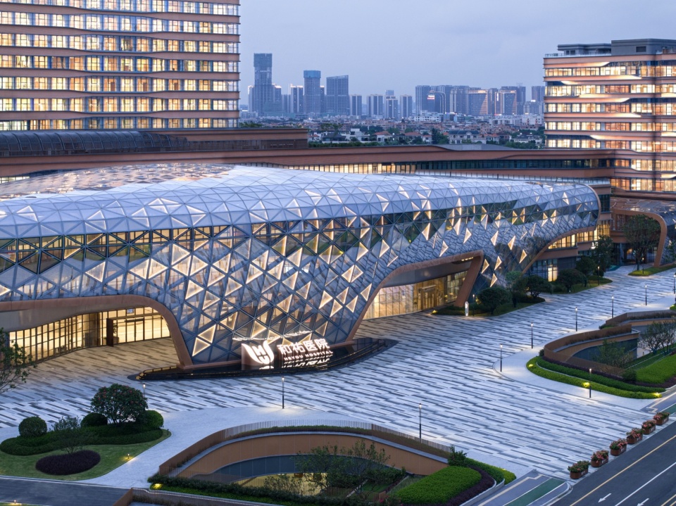 heyou international hospital by bai design international limited