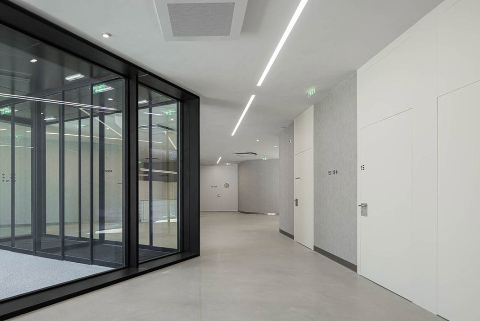 health center of moreira de conegos by studiocan