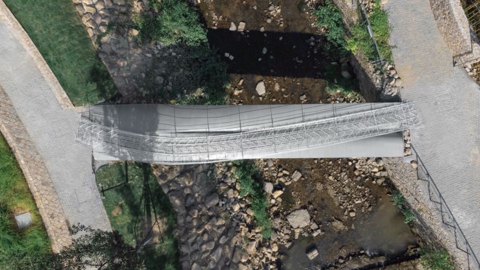 Folio Bridge