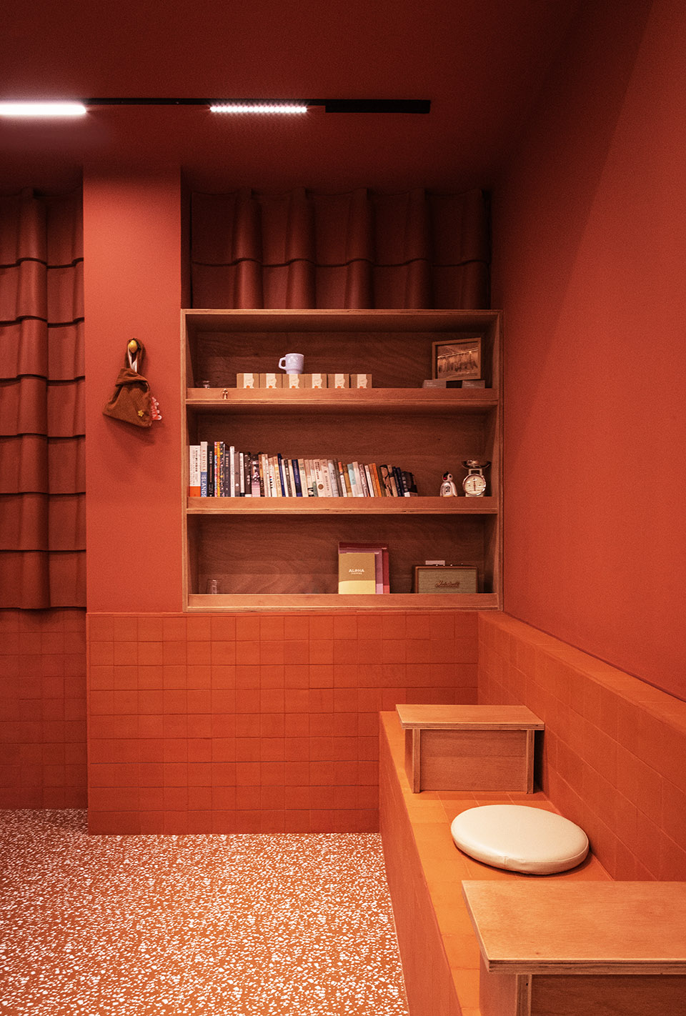 aloha coffeexiangyang south road by atelier in