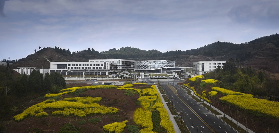 library of chongqing electric power college by guzhihongstudio