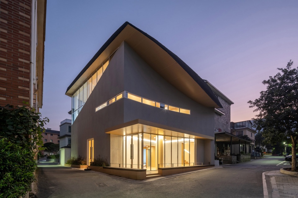 senior home in hejia village by youmu architects