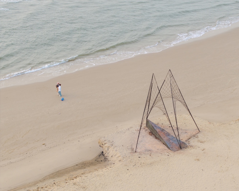 fire wings seaside bonfire at the 2024 aranya theater festival by atelier heimat