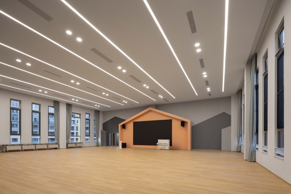 yiwu zongze class 36 kindergarten designed by 9m design