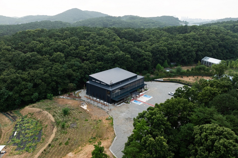 arirang dowon by atelier sow
