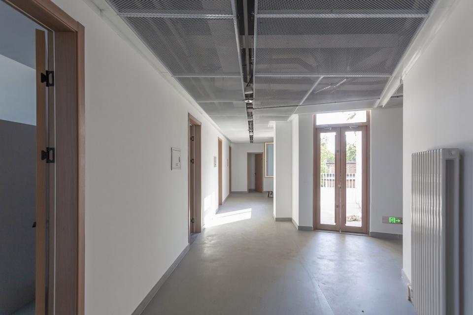 emergency disaster relief school by biad