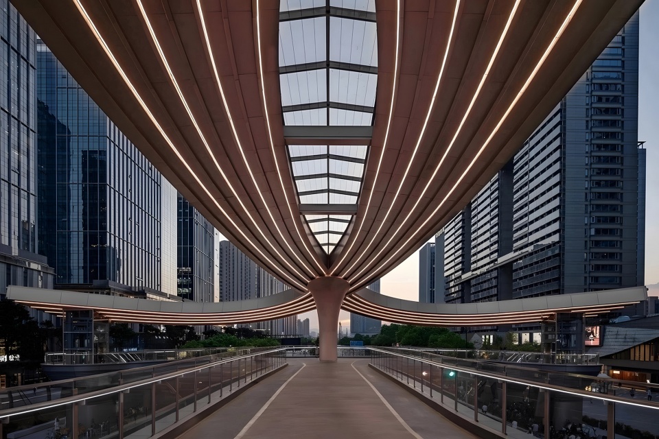 the pedestrian bridge of binkang road and jucai road by chinacuc