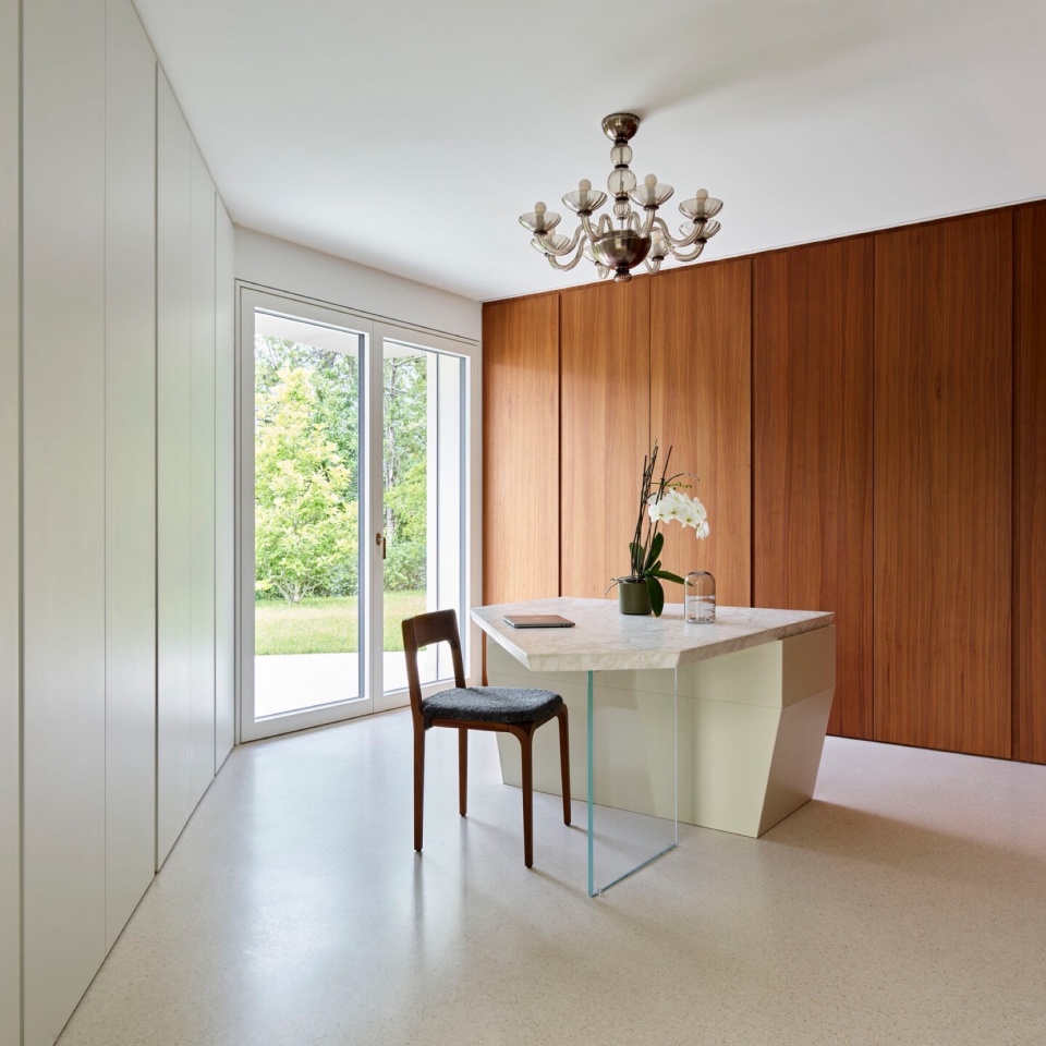 GC apartment by Burnazzi Feltrin Architetti